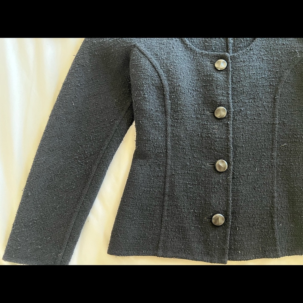 Carolyne Roehm vintage skirt suit - Picture 10 of 16